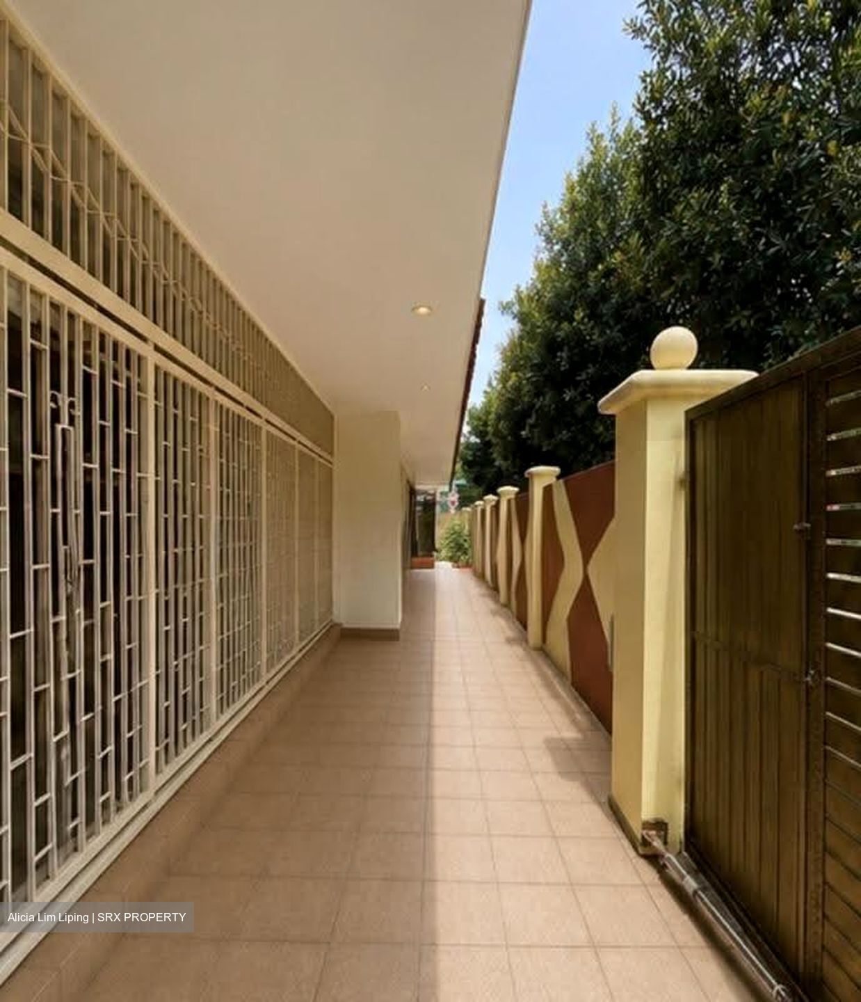 Fowlie Road (D15), Terrace #636892161